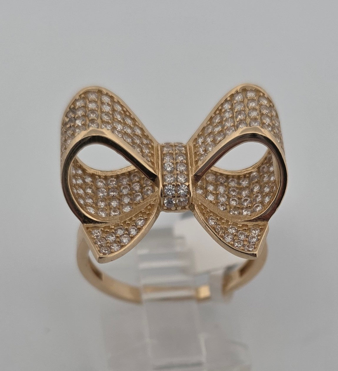 ANILLO 14K Size 8 LAZO Y PIEDRAS