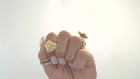 Anillos de Mujer 10K Size 7- Weight 2.7CORAZON CALADO